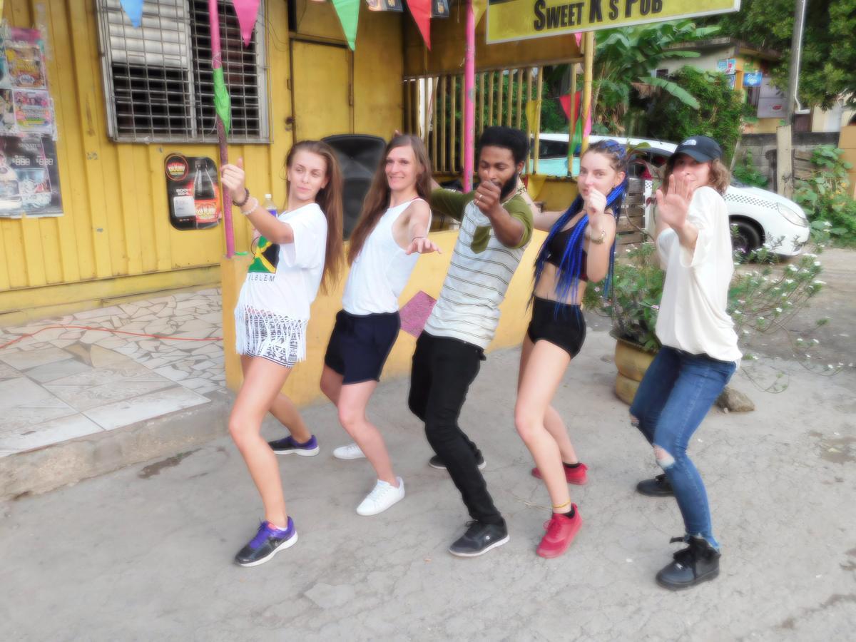 Dancehall Hostel 킹스톤 외부 사진
